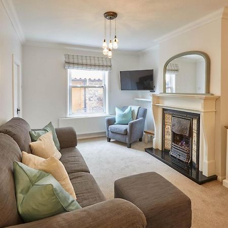 Host & Stay - Adventure House Whitby Exteriér fotografie